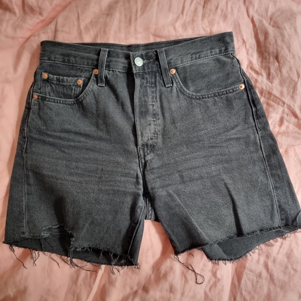 Levi's Black Midi Jean Shorts for Women